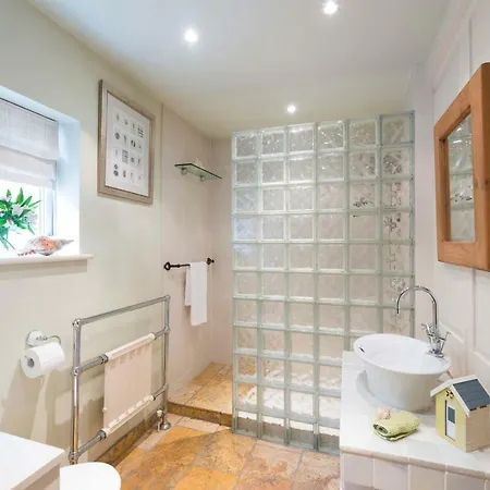 度假居 Cobbles House 惠特比